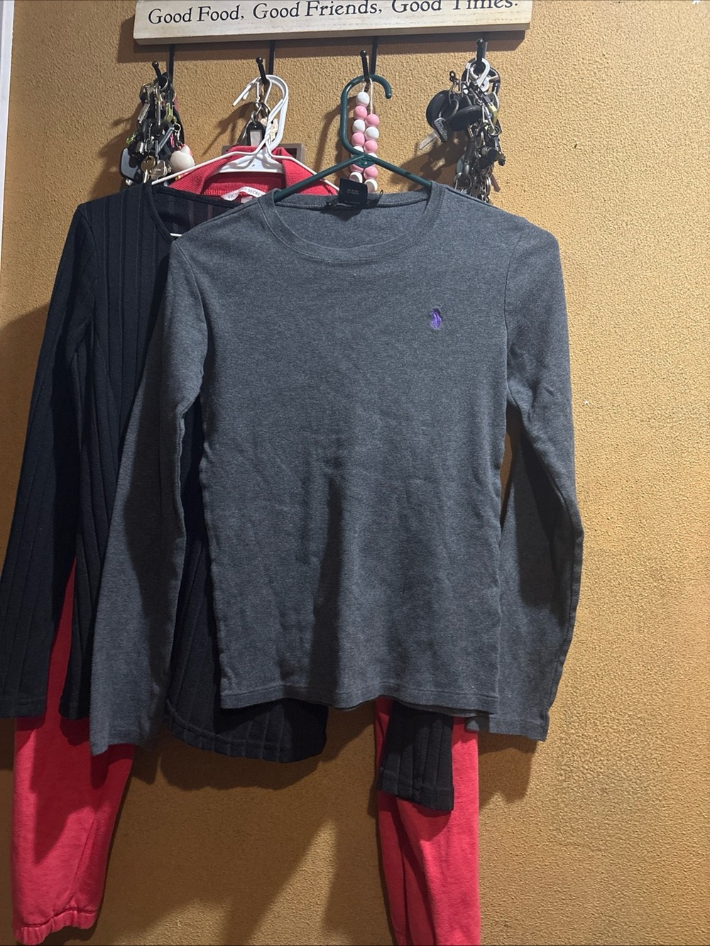 Ralph Lauren Charcoal Gray Long-Sleeve Crew Neck Tee Y2K vintage